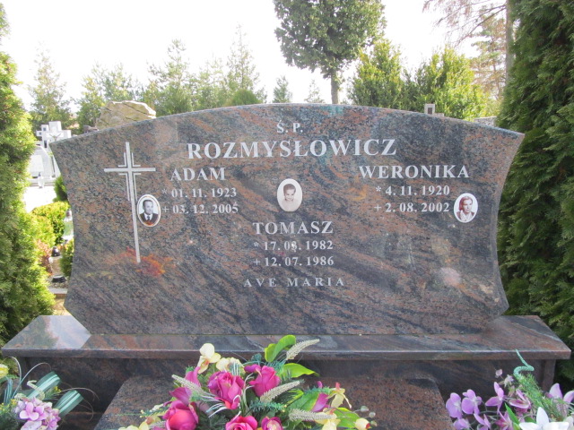 Tomasz Rozmysłowicz 1982 Stoczek Klasztorny - Grobonet - Wyszukiwarka osób pochowanych